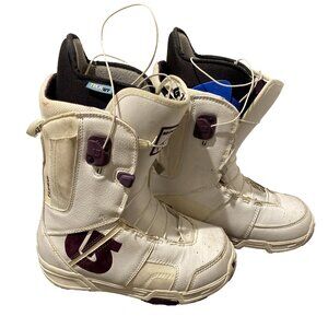 Womens Burton MINT TRUFIT White Snowboard Boots Size US 5